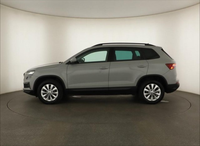 Škoda Karoq  1.5 TSI Fresh