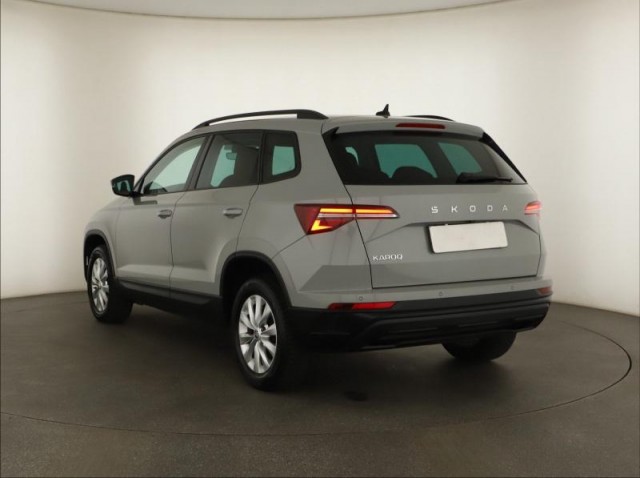Škoda Karoq  1.5 TSI Fresh