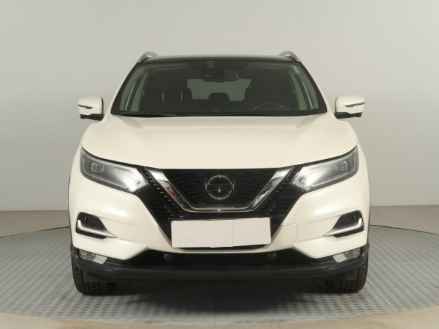 Nissan Qashqai  1.3 DIG-T N-Connecta