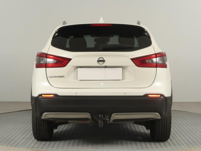 Nissan Qashqai  1.3 DIG-T N-Connecta