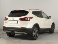 Nissan Qashqai  1.3 DIG-T N-Connecta