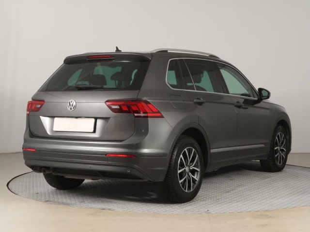 Volkswagen Tiguan  2.0 TDI Comfortline