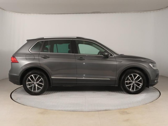 Volkswagen Tiguan  2.0 TDI Comfortline