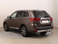 Mitsubishi Outlander  2.2 DI-D 