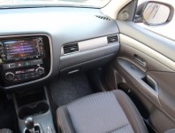 Mitsubishi Outlander  2.2 DI-D 