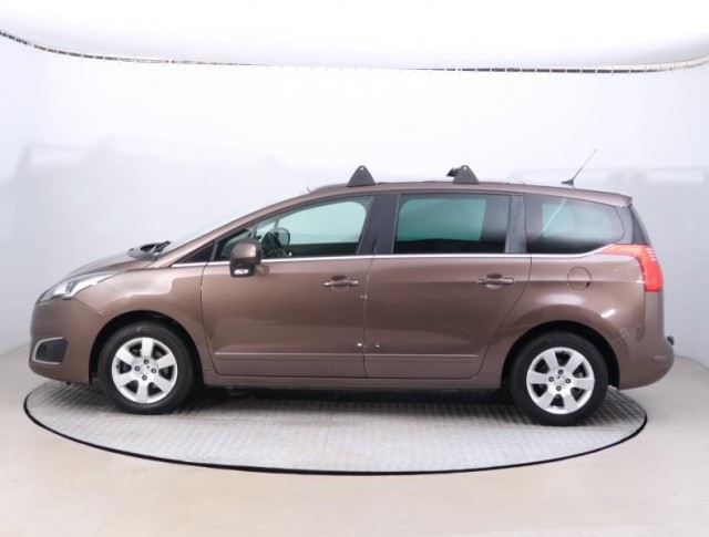 Peugeot 5008  1.6 HDi 