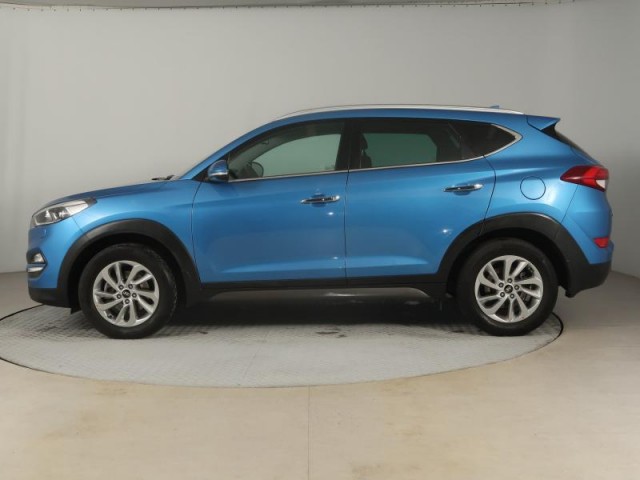 Hyundai Tucson  2.0 CRDi 