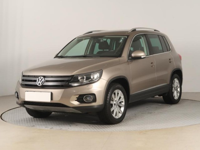 Volkswagen Tiguan  2.0 TDI 