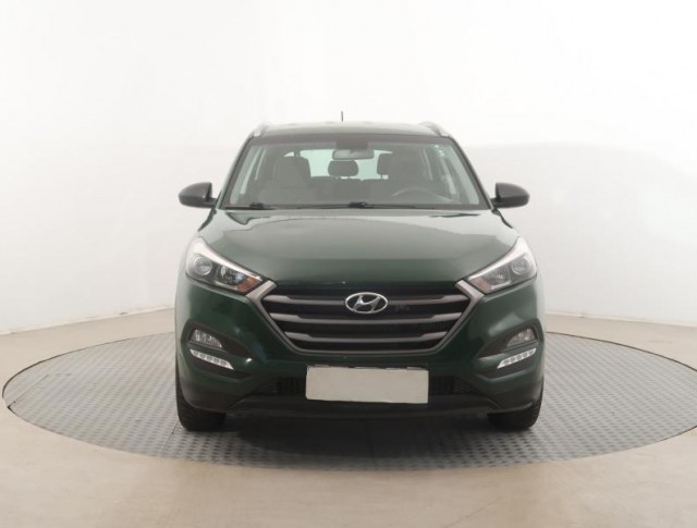 Hyundai Tucson  2.0 CRDi 