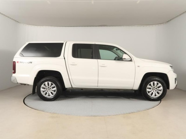 Volkswagen Amarok  V6 3.0 TDI 