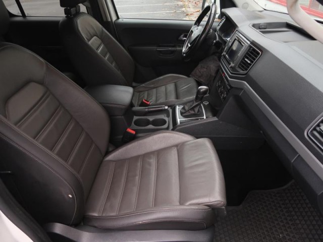 Volkswagen Amarok  V6 3.0 TDI 