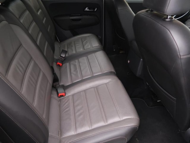 Volkswagen Amarok  V6 3.0 TDI 