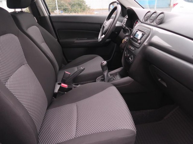 Suzuki Vitara  1.6 VVT Comfort