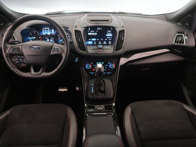 Ford Kuga  2.0 TDCi ST-Line