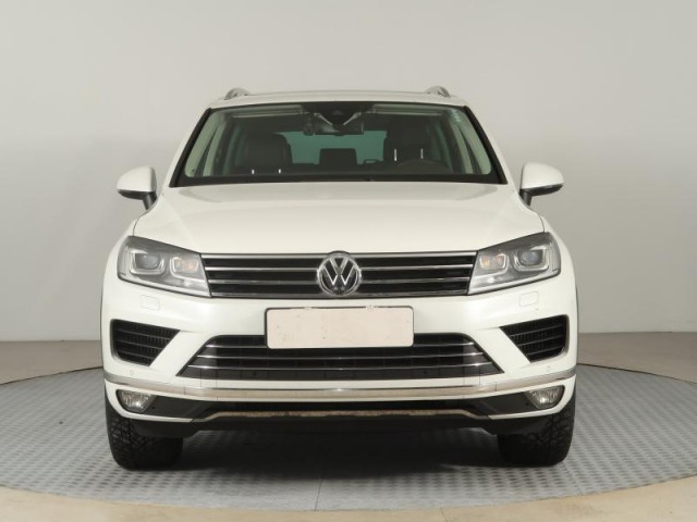 Volkswagen Touareg  3.0 TDI 