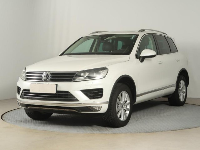 Volkswagen Touareg  3.0 TDI 