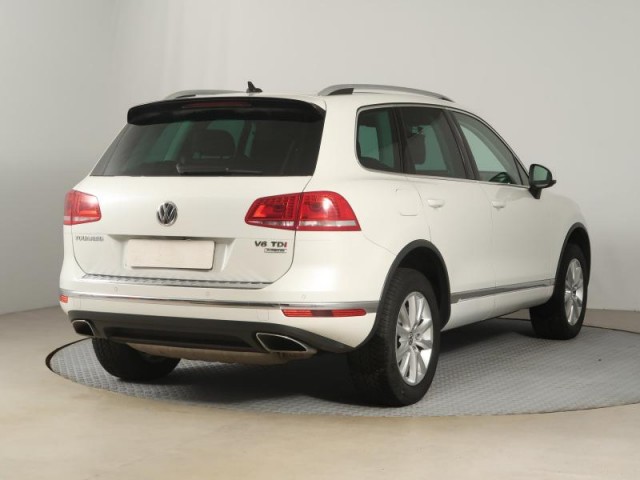 Volkswagen Touareg  3.0 TDI 