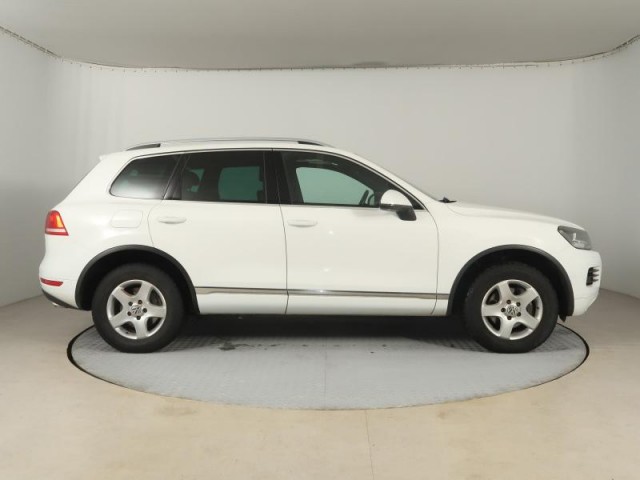 Volkswagen Touareg  3.0 TDI 