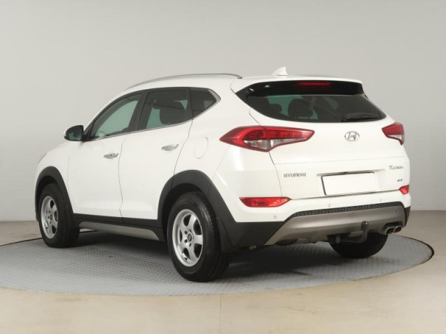 Hyundai Tucson  2.0 CRDi 