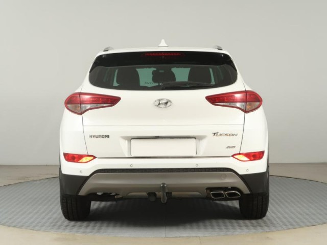 Hyundai Tucson  2.0 CRDi 