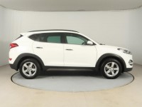 Hyundai Tucson  2.0 CRDi 