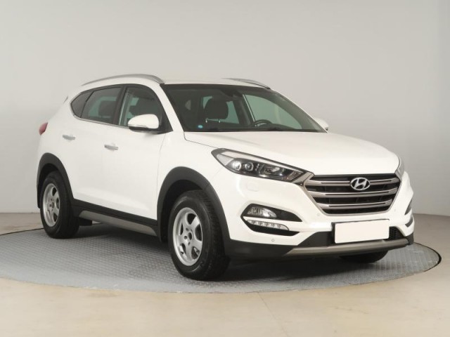 Hyundai Tucson  2.0 CRDi 