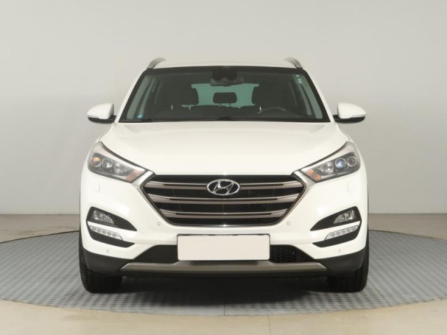 Hyundai Tucson  2.0 CRDi 