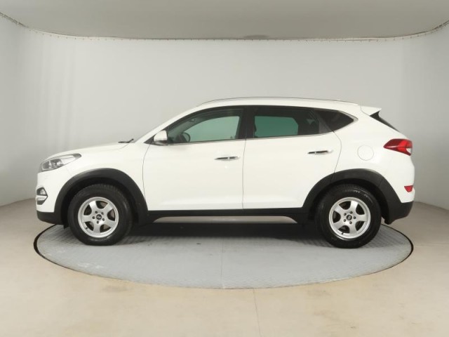 Hyundai Tucson  2.0 CRDi 