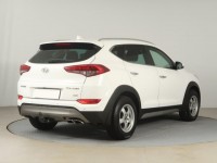 Hyundai Tucson  2.0 CRDi 