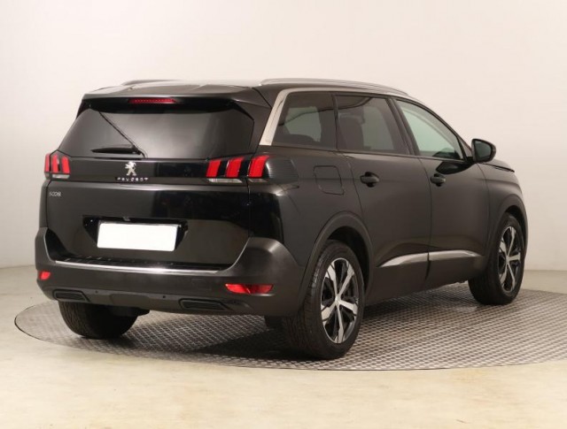 Peugeot 5008  1.6 THP 