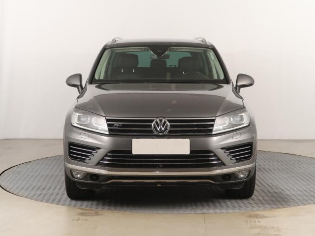 Volkswagen Touareg  3.0 TDI Business