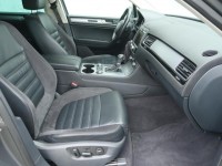 Volkswagen Touareg  3.0 TDI Business