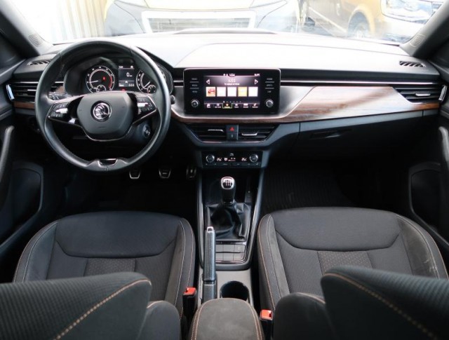 Škoda Kamiq  1.0 TSI Scoutline