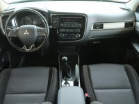 Mitsubishi Outlander  2.0 