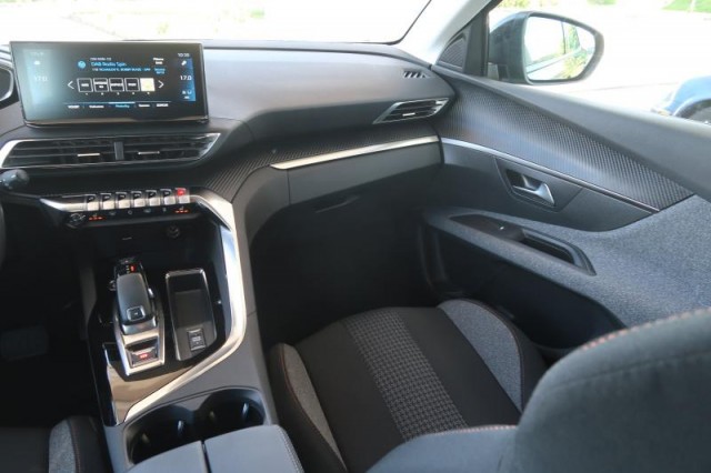 Peugeot 3008  1.2 PureTech Active Pack