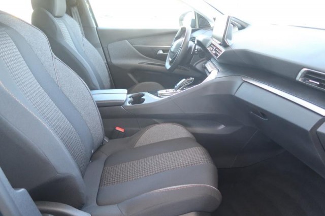 Peugeot 3008  1.2 PureTech Active Pack