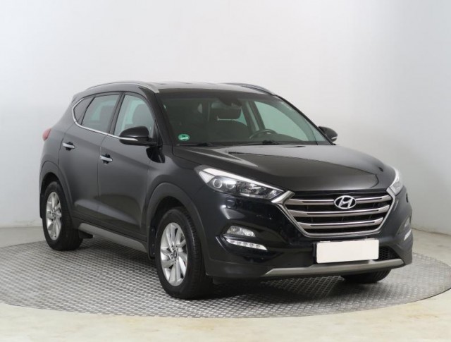 Hyundai Tucson  2.0 CRDi 