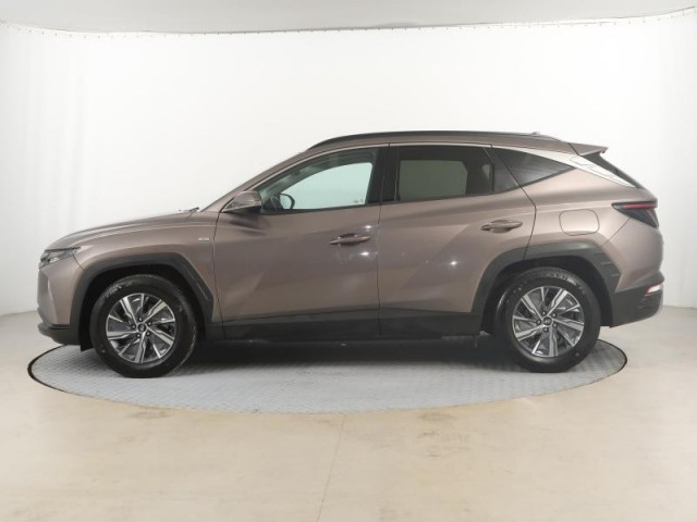 Hyundai Tucson  1.6 T-GDI 48V MHEV 
