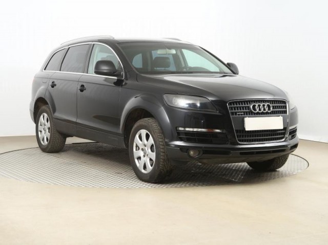 Audi Q7  3.0 TDI 