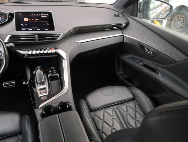 Peugeot 5008  1.5 BlueHDi GT Line