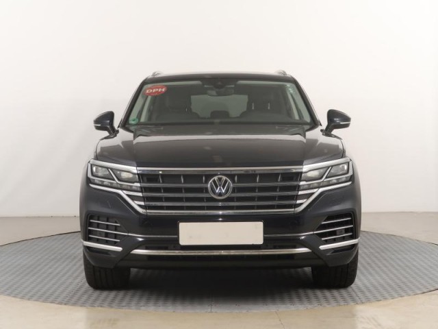 Volkswagen Touareg  3.0 TDI 