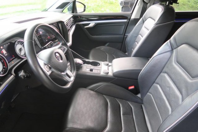 Volkswagen Touareg  3.0 TDI 