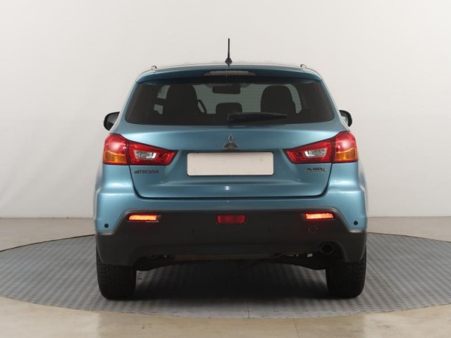 Mitsubishi ASX  1.8 DI-D MIVEC 