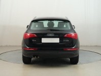 Audi Q5  2.0 TDI basis