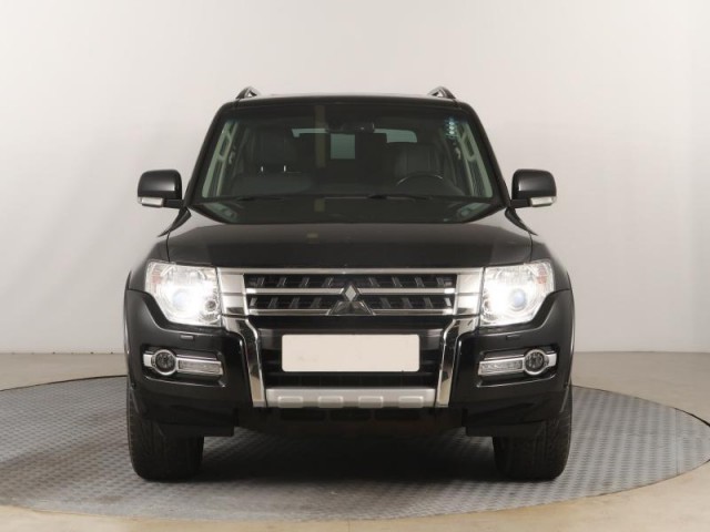 Mitsubishi Pajero  3.2 DI-D 