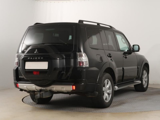 Mitsubishi Pajero  3.2 DI-D 