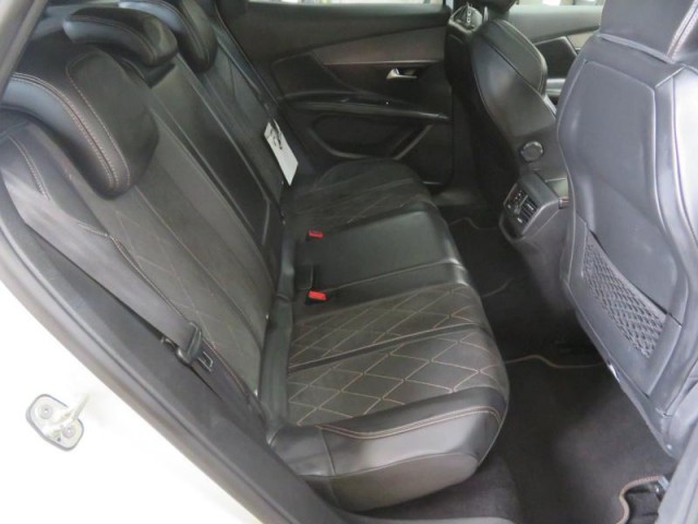 Peugeot 3008  2.0 BlueHDi GT
