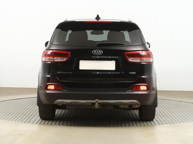 Kia Sorento  2.2 CRDi 