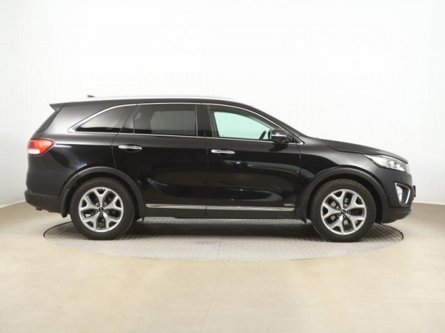 Kia Sorento  2.2 CRDi 