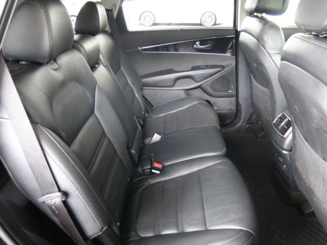 Kia Sorento  2.2 CRDi 